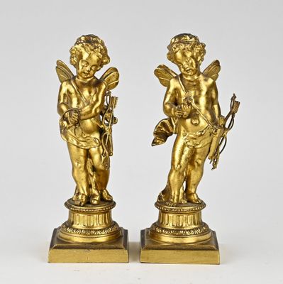 paire de figurines anciennes en laiton représentant des chérubins sur socle