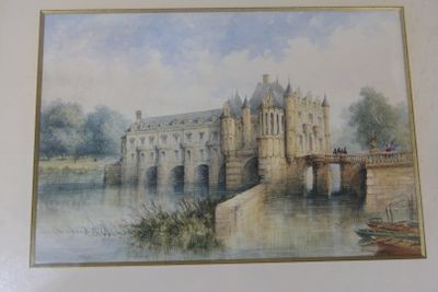 une photo d'un tableau représentant un château au bord de l'eau