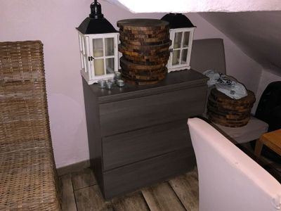 Une commode trois tiroirs Lieu : SUR DESIGNATION MARTIGUES