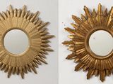 deux photos d'un miroir doré en forme de soleil rayonnant accroché au mur