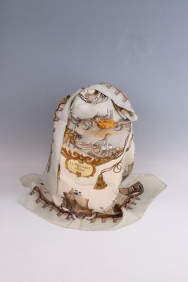 a cake that is sitting on top of a table