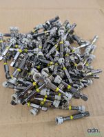 Lot de 1,6 kg d'embouts magnétiques T15, vendu en l'état.