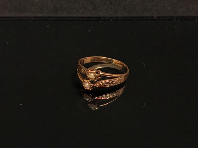 Petite bague toi et moi en or 18 carats 750 millièmes à décor de ...