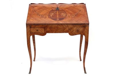 Bureau de pente en bois et bois de placage ouvrant par deux … - Photo 1