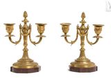 paire de candélabres anciens en laiton sur base en marbre