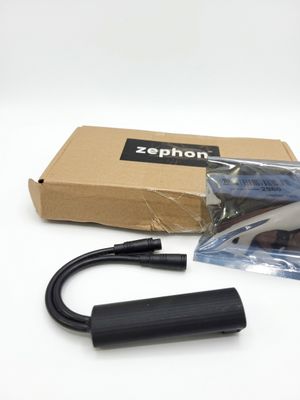 ZEPHON - Cet accessoire de connectivité dispose de 6 broches…