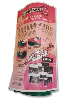 KLAKTRAP - Ce couloir de piégeage métallique vert possède 3 …