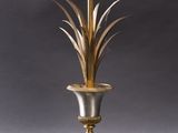 an image of a lamp that is sitting on a table
