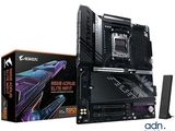 la carte mère Asus Maximus Gaming, avec son emballage et ses accessoires