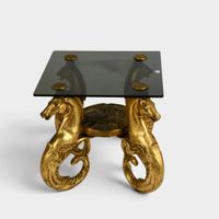 Table basse rectangulaire aux hippocampes en métal et cérami…