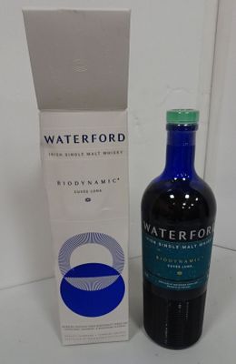 Coffret Whisky single malt biodynamic Waterford.
