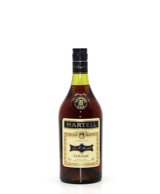 une bouteille de cognac Martelli