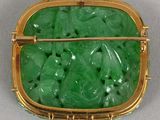 an image of a gold and green broochee broochle