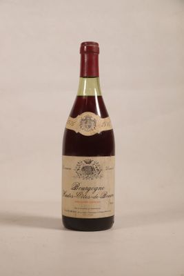 a bottle of wine that is sitting on a table