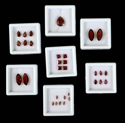 RHODOLITE. Lot de 31 rhodolites, totalisant 20.51 carats, co…