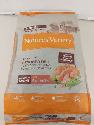 Croquettes pour chiens « Nature's Variety » au saumon et aux haricots verts