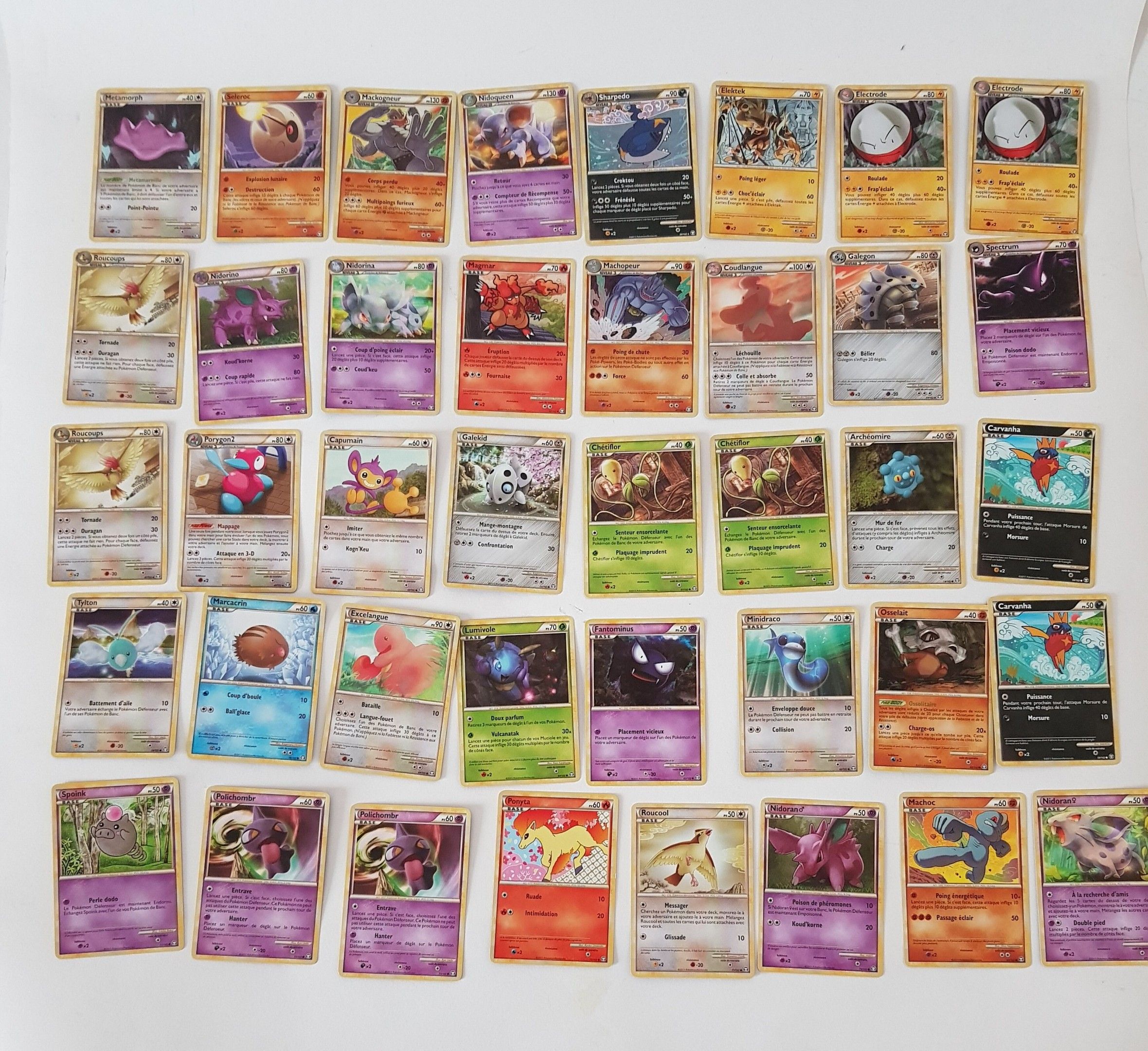 HS TRIOMPHE - lot de 40 cartes Communes pokémon - near mint