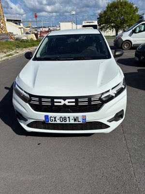 DACIA SANDERO Immatriculée : GX-081-WL Genre : VP , Km non g…