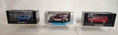 MINICHAMPS : Lot de 3 miniatures automobiles en boîte compre…