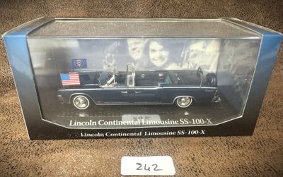 Lincoln Continental Limousine SS - 100 x Lincoln Continental Limousine SS - 100 x