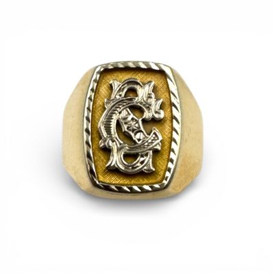 Bague chevalière en or jaune (750) ornée d'un chiffre en rel… - Photo 1