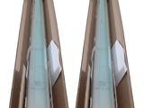 lot de deux rouleaux de papier toilette dans une boîte en carton