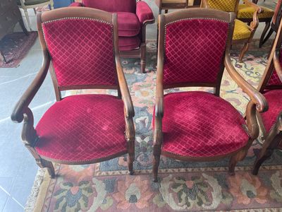 Paire de fauteuils acajou pieds avant grenouille velours rou…