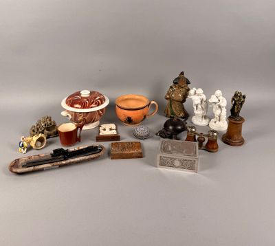 a lot of different items that are sitting on a table