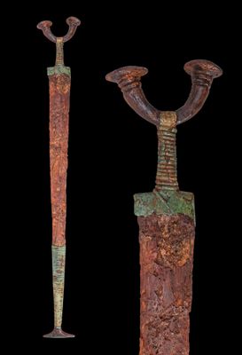 Rare ÉPÉE Celtique EN Fer ET Bronze Avec Fourreau