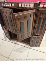 Rare meuble à suspendre en noyer, ouvrant à 6 portes - Epoqu… (photo 3)