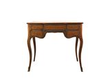 un bureau en bois avec deux tiroirs et un tiroir en dessous