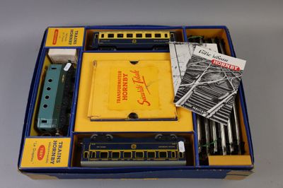 HORNBY « O » : Rame « LE DRAPEAU » avec motrice électrique B…