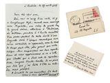 un gros plan d'un morceau de papier sur lequel on a écrit