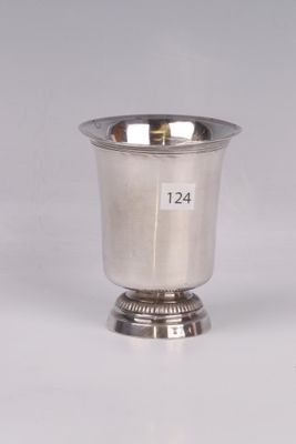 Petite timbale tulipe en argent 1809-1819.