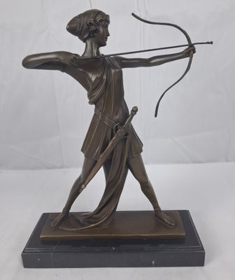 Colinet (1885/1972 : DIANE chasseresse. - Photo 1