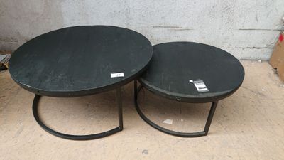 Lot de 2 tables gigognes rondes en métal et bois noir, dimen…
