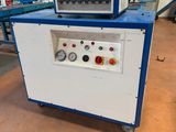 une image d'une machine installée dans une usine