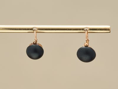 Paire de pendants d'oreille en or rose 18k 750 millièmes orn…