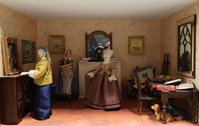 Diorama. Composition miniature, dans une vitrine en bois, vitre e...