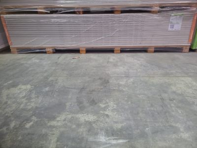 Lot de 30 plaques de plâtre , plaque à perforations continue…