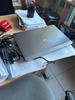 1 ordinateur portable HP