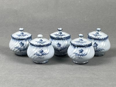 Emile GALLE (Lorraine). Service héraldique. Suite de cinq po… - Photo 1