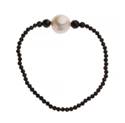 bracelet composé de perles et de perles d'onyx noir
