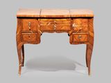 un bureau ancien à deux tiroirs et un plateau en marbre