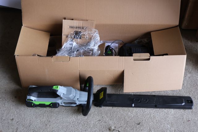 Machine NEUVE : EGO – Pack Taille haie HT2000E avec batterie 2.5A...