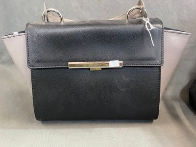 LANCASTER - Sac modèle Adèle en cuir, avec dustbag et bandou…