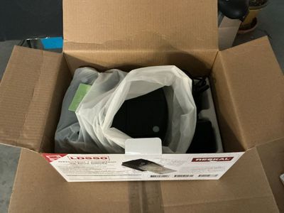 une boîte contenant des objets