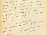 gros plan d'une lettre écrite à la main sur un morceau de papier