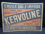 une pancarte sur laquelle est écrit « Kervoline » sur le côté