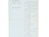 un gros plan d'un morceau de papier sur lequel on a écrit